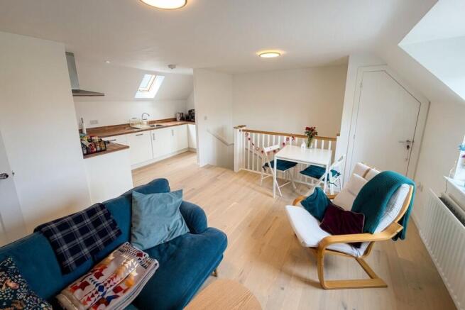 Lounge/ Dining room/ kitchen
