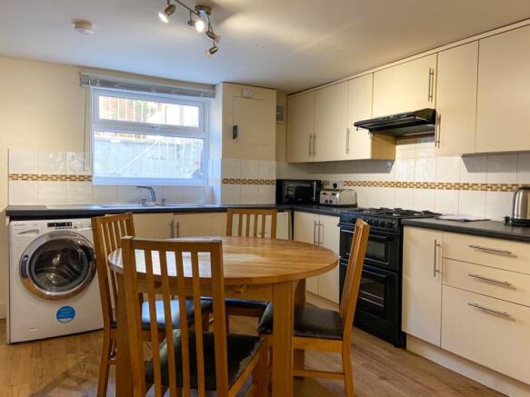 3 Elm Grove Kitchen