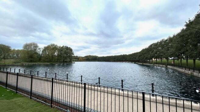 2 bed Flat to rent Image 10
