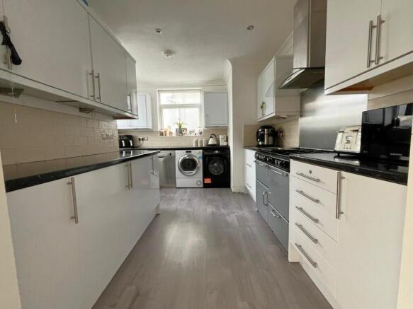 Leighville Drive, Herne Bay, Kent, CT6 photo 3