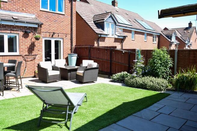Sunny Garden