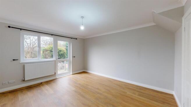 Ladycroft Close 53 Living Room.jpg