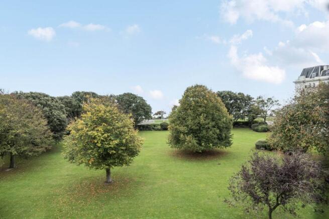 Clifton Gardens View