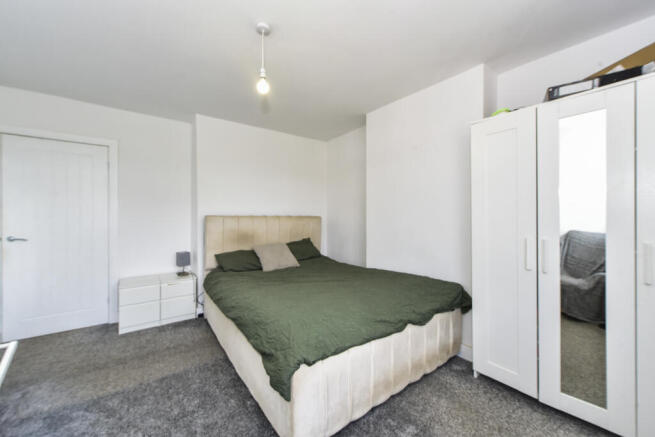 3 bed Semi-Detached for sale Image 11