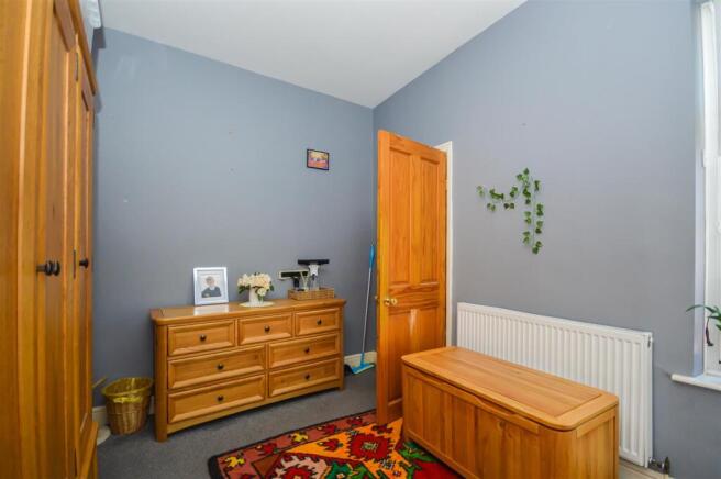 2 bed Terraced for sale Image 6
