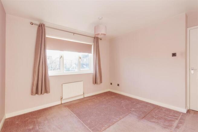 Bedroom 2-2.jpg
