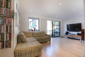 5, Plover Way, London SE16 7TS