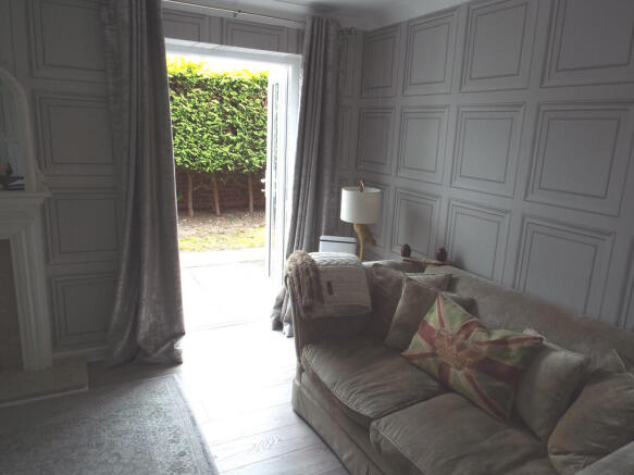 Photo 8