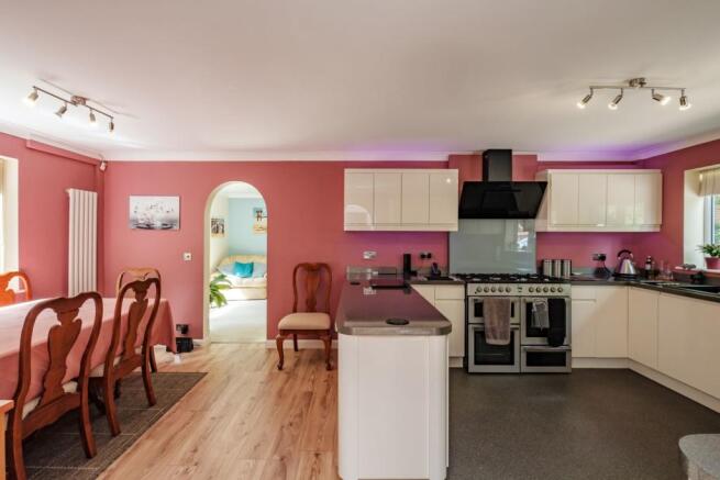 Kitchen/Dining Room