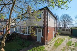 15, Newport View, Headingley, Leeds LS6 3BX