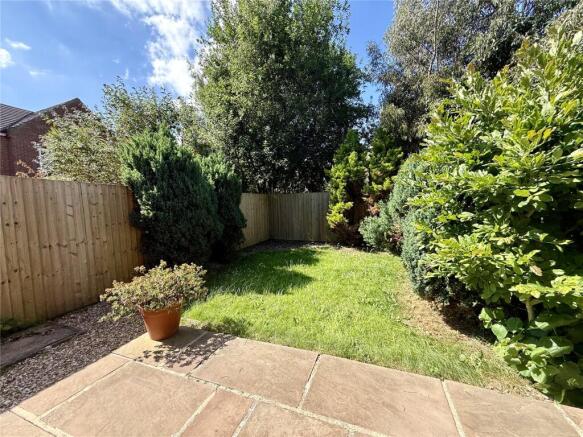 2 bed House to rent Image 8