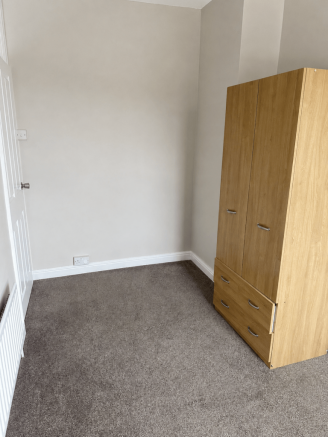3 bed End of Terrace to rent Image 8