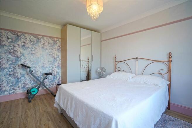 3 bed Semi-Detached for sale Image 10