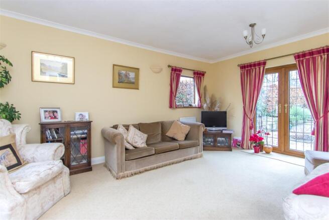 Sitting Room.jpg