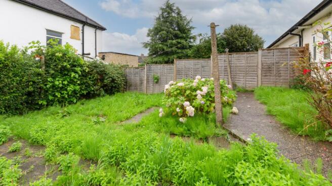 12 Morten Gardens, Denham, Uxbridge, UB9 5ND