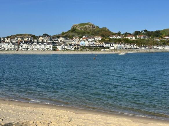 Marine Crescent, Deganwy, Conwy, LL31 photo 4