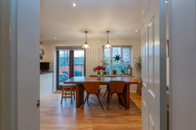 KITCHEN-1.jpg