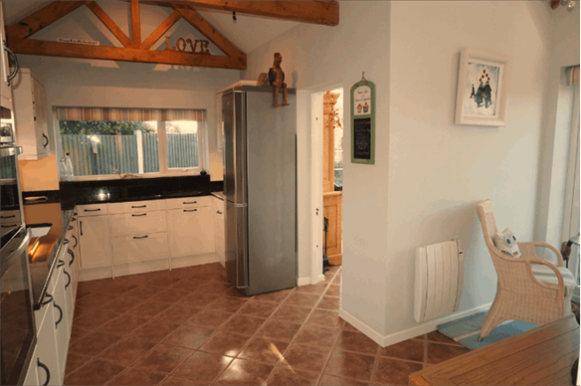 Kitchen / Breakfast