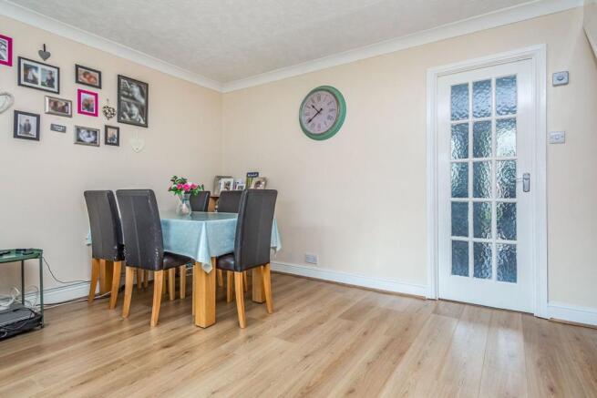 Lounge/Dining Room