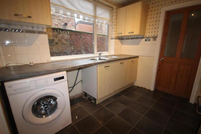 Thurnham St kitchen