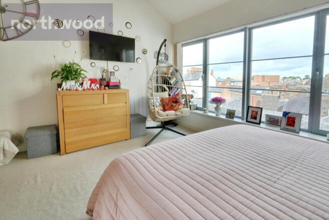 2 bed Flat for sale Image 12