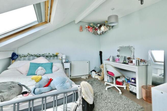 4 bed Terraced for sale Image 12