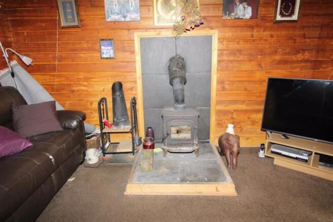 Snug Log Burner