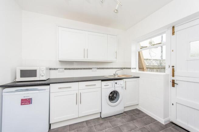 Kitchen/Utility Room