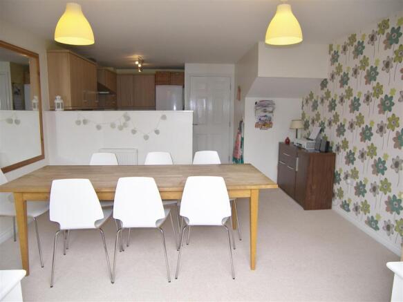 Living/Dining Room