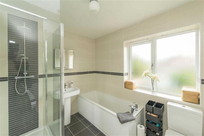 Luxurious Bathroom