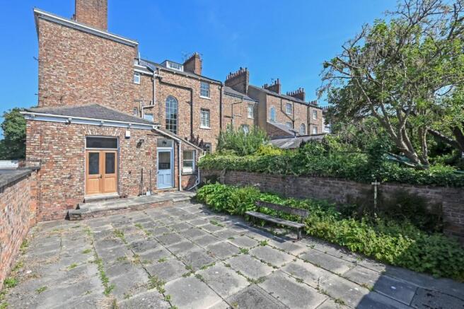 1 bed House Share to rent Image 12