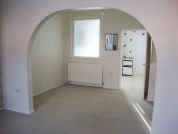 Lounge to Dining