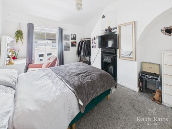 4 bed Terraced for sale Image 10