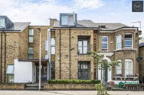 5, Pemberton Court, Primrose Road, South Woodford, London E18 1BF
