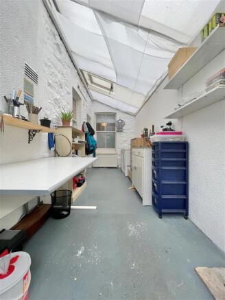 Utility/Sun Room