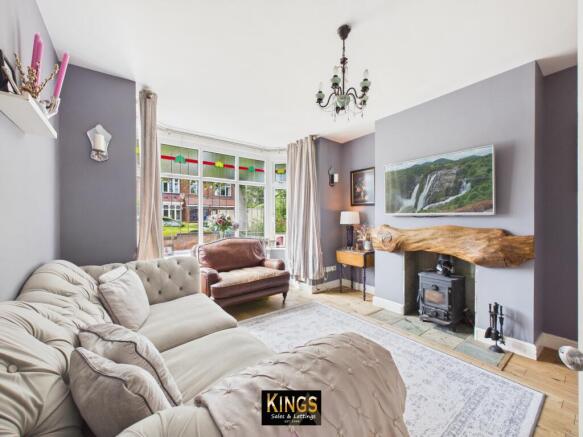 3 bed Semi-Detached for sale Image 4