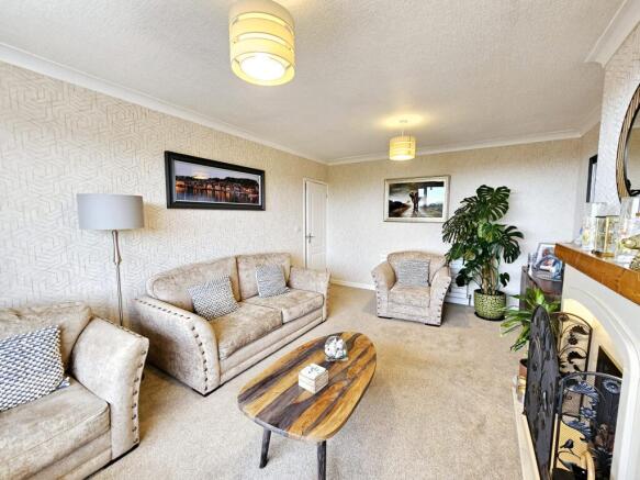 2 bed Semi-Detached Bungalow for sale Image 3