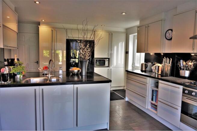Kitchen/Breakfast