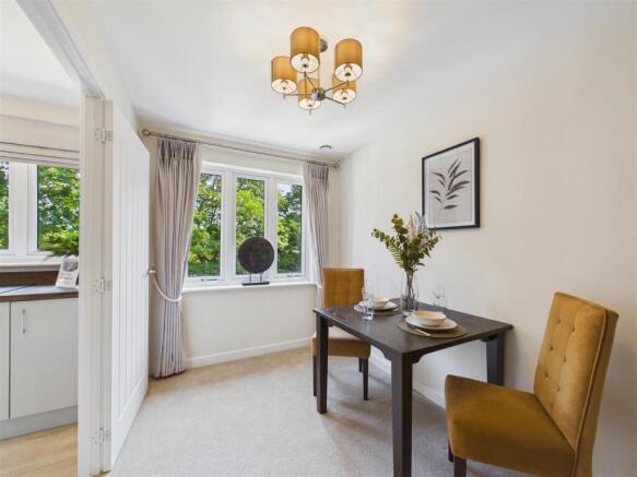 2 bed Apartment for sale Image 11