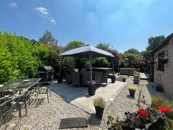 11. patio.jpg