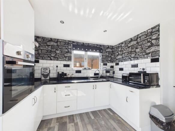 Kitchen/Living Room