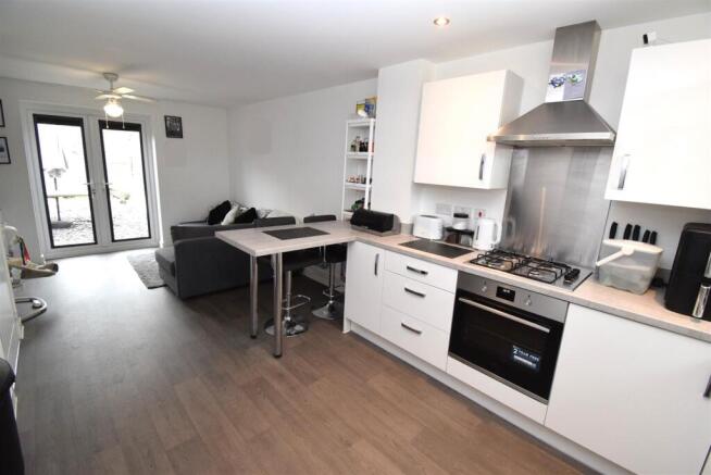 Kitchen/Diner/Lounge