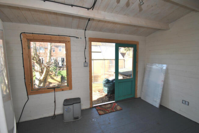 Photo 17