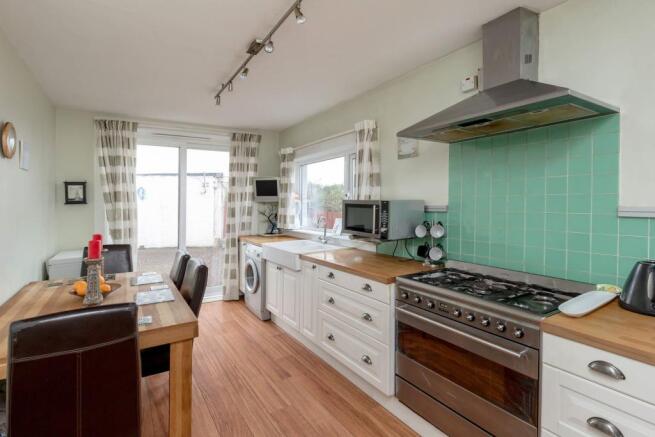 Kitchen Dining room
