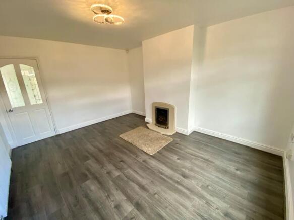 2 bed Semi-Detached for sale Image 4