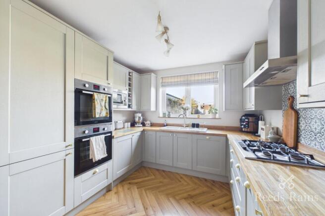 5 bed End of Terrace for sale Image 8