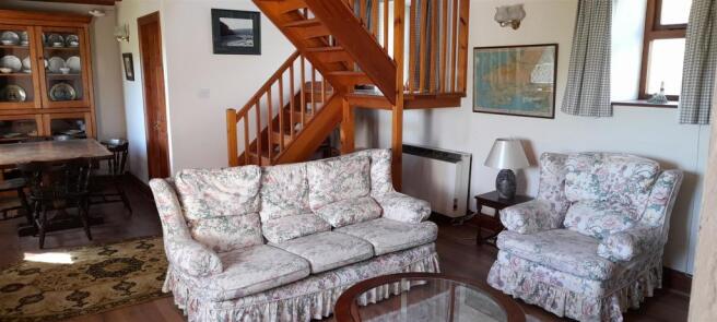 Lounge photo 1.jpg