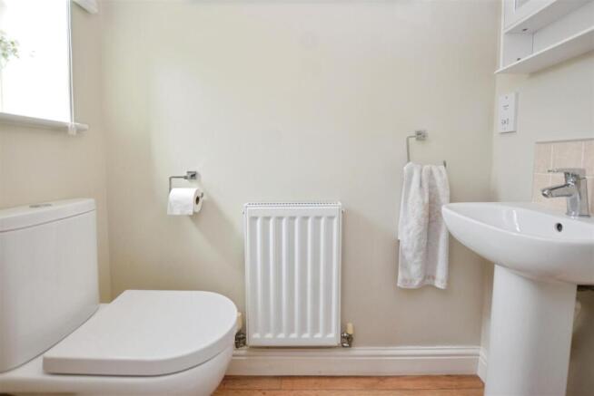 2 bed Semi-Detached for sale Image 7