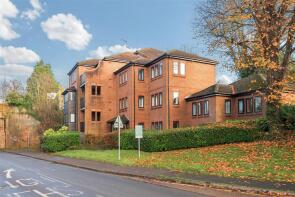 7, Linden Place, Station Approach, Leatherhead KT24 6QB