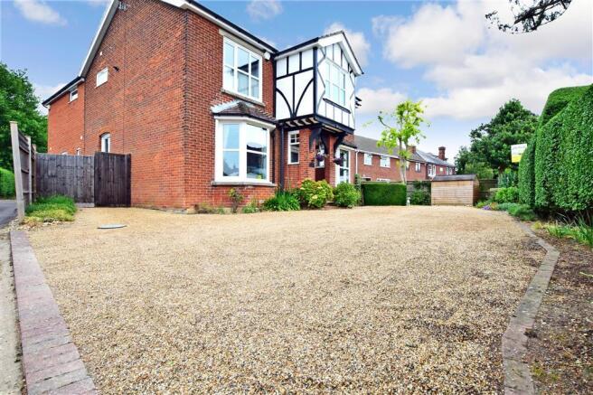 Driveway/Parking